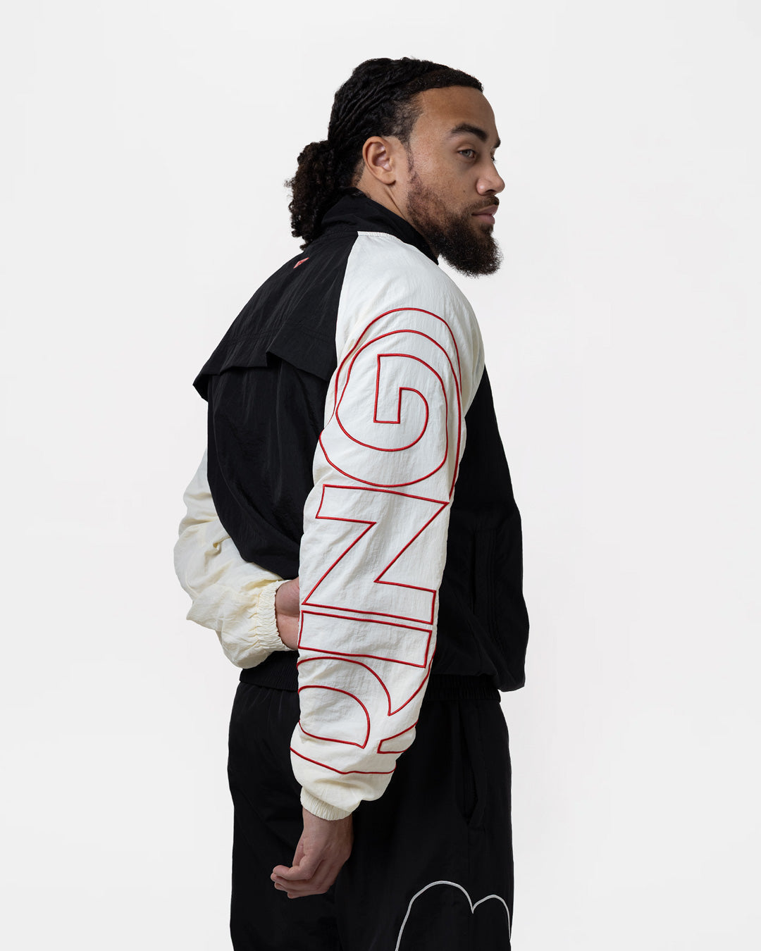 Ring x BOXRAW Chaqueta de Chándal - Negro/Beige – The Ring Magazine Shop
